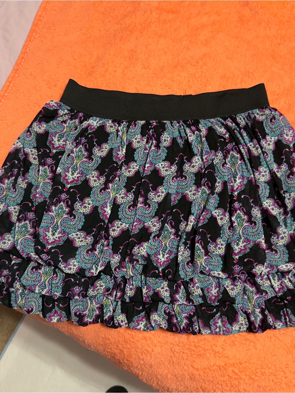Black Paisley Print Mini Skirt with Elastic Waist